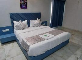 Hotel JD Fortune, viešbutis mieste Anandas