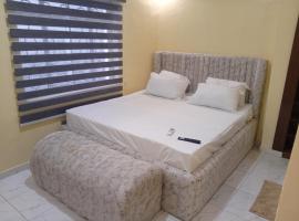 Beautiful miniflat apartment, hotel i Lagos