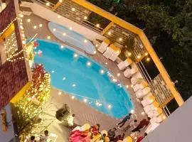 88 3 bhk Near lulumall