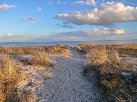Barfuß zum Strand - Lobbe, hotel en Lobbe