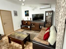 King Apartment, hotel a Sutomore