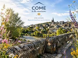 Gîte d'étape Côme à la maison - Sur le GR 65 -Saint Côme d'Olt, hotel di Saint-Côme-dʼOlt