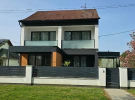 Barcs Thermal Apartments โรงแรมในBarcs