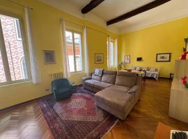 Casa Aurora, хотел в Модена