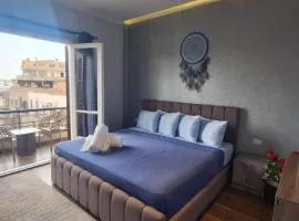 Elite Apartment In Downtown