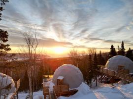 Nørdika Charlevoix، فندق في بيه سان بول