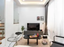 Luxury 4BR Game Room Near BTS Asok Nana