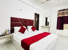 Hotel RS International Just Near New Delhi Railway Station And Connaught Place