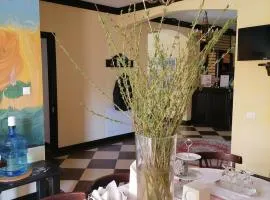 Chalet Zolota Pidkova & River