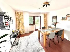 Apartment Kneer - Panoramic View & Private Garden near Black Forest & Lake Constance