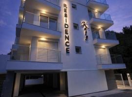 RESIDENCE KATY beachside apartments 2025 - Agenzia Cocal, hotel Caorléban