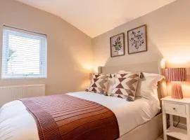 Lily Cottage Modern 3 Bed Home