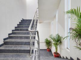 Hotel O MR SPIRITS BORDING AND LODGING, hotel di Dod Ballāpur