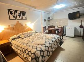 Complejo de Cabañas Estancia Del Águila, hotel i Mina Clavero