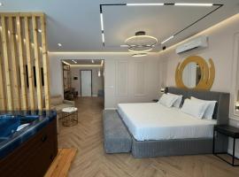 Sienna mare hotel, hotel en Qeparo