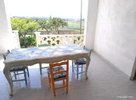 Adamo Flat