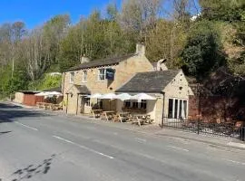 Finlay's Holmfirth - Apartment with Hot Tub