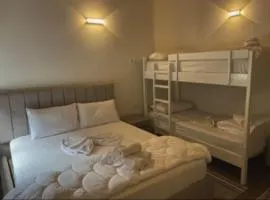 Bujtina Center Park Valbona