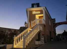 Enma Rooms, Hotel in Kruja