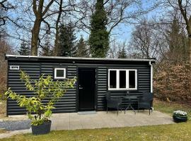 Cozy private annex near bathing lake and 30 min. from Copenhagen, viešbutis mieste Slangerup