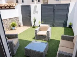 Tarifa Family House 5 min walk to the beach and old town