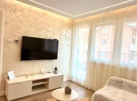 Konaleks apartment - Private Parking