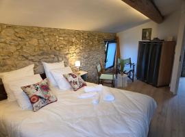 La bergerie Gîte A Coeur Vaillant 3 étoiles meublé de tourisme, hotel v destinácii Vailhan