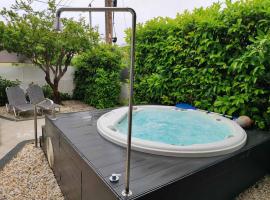 Seaside House in Nea Makri, Hotel in Nea Makri