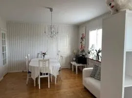 Newly renovated house, 105 m2 - 13 minutes to Stockholm City