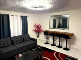 Cozy Escape 0,34km Walk to Mangel Halto Beach, hotel a Savaneta