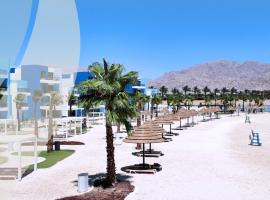 Blue Azure Aqaba, hotell i Akaba