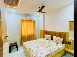 Hotal Gyanav at Surajpol Circle Main city