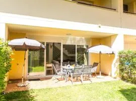 Private garden in the heart of Los Caños