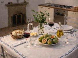 Cilento House with Garden & Sunset View, hotell i Sessa Cilento