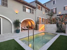 Villa Cas Pilot Heritage Home XVIII, hotel em Son Servera