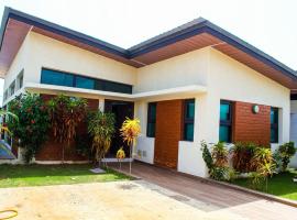 villa km19, hotel i Assinie
