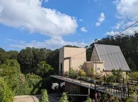 Keshiya Holiday Home