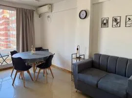 Monoambiente centrico con balcon y pileta