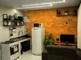 Loft moderno com ar-condicionado 1km da rodoviária