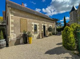 Gîte charme historique - 3 pers. - FR-1-381-659, מלון בSazilly