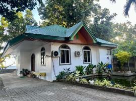 Seaside traveler's Inn by Camiguin Island Home, hotel a Catarman