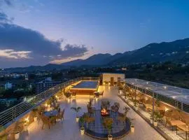 Perfectstayz Premium Aurevva, Rajpur road