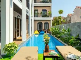 House by the sea Hoi An Villa