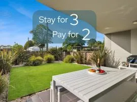 Our Beach House at Husky by Book Jervis Bay - Coastal Couples Escape