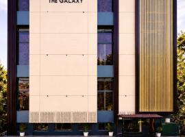 Hotel The Galaxy, Hotel in Dabok