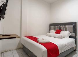 RedDoorz near Alun Alun Kota Serang, hotel i Gedeg