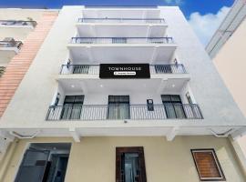 Townhouse Sector 8 Manesar – hotel w mieście Gurgaon