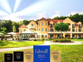 Romantikschlössl Loipersdorf Adults Only, hótel í Grieselstein