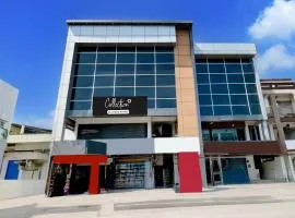 Collection O Warangal City Centre Formerly Srikara Grand