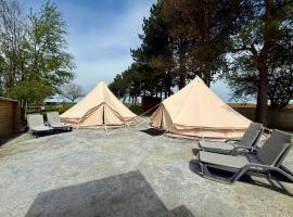 Le Bold'air Terrain Agricole Loisir Cross Étang, hotel i Boncourt